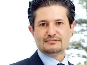 كان قد تم القبض على المليارديرات الأربعة يوم الاثنين في إطار تحقيق في قضايا فساد