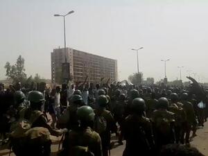 متظاهرون في الخرطوم