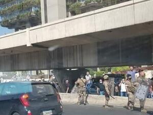 لبنانيون يعتدون على مسيرة مؤيدة للأسد شمال بيروت