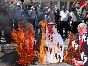 مظاهرات بالضفة رفضا للاتفاق الاماراتي الإسرائيلي