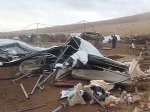 ممثلو 14 دولة أوروبية يزورون موقع تجمع فلسطيني هدمته إسرائيل