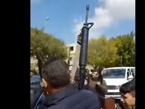 لقطة من الفيديو