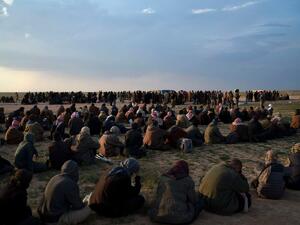 سجناء القت قوات سوريا الديمقراطية القبض عليهم خلال المعارك التي خاضتها ضد تنظيم الدولة الاسلامية