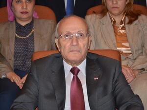 وزير الإنتاج الحربي المصري محمد العصار