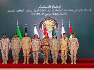 رؤساء أركان مجلس التعاون لدول الخليج العربية في صورة تذكارية عقب اجتماعهم في الرياض