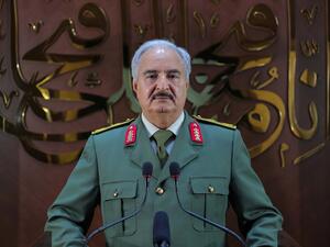 حفتر يعلن إسقاط اتفاق الصخيرات وتولي قيادة ليبيا