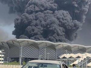 لقطة من الفيديو للحريق في محطة قطار الحرمين في جدة