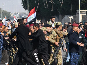 تظاهرات في العراق تهتف ضد "الاحتلالين الأميركي والإيراني"