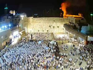 إطلاق 150 صاروخا من غزة تجاه إسرائيل