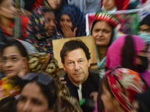 شرطة اسلام اباد تتهم عمران خان بـ"الارهاب"