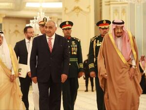 الملك سلمان خلال استقباله عبد المهدي