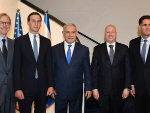 كوشنر وفريقه خلال لقاهم نتانياهو في القدس