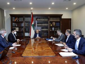 لبنان يقر تسوية لتخفيف أعباء رفع الدعم عن المحروقات