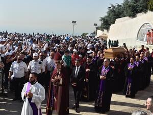شارك حشد كبير من السياسيين والمواطنين اللبنانيين الخميس في الوداع الأخير للبطريرك الماروني السابق نصرالله بطرس صفير