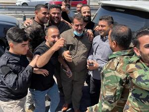 قاسم مصلح غداة الافراج عنه من قبل السلطات العراقية