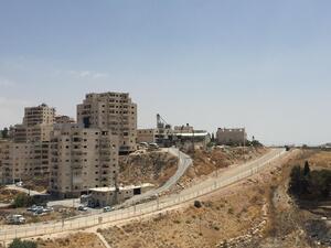 المباني المهددة بالهدم