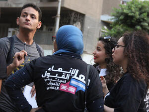متطوعون لمكافحة التحرش الجنسي في مصر