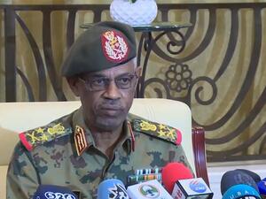 الفريق أول عوض بن عوف