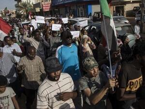 احتجاجات الخبز والوقود تتصاعد في السودان
