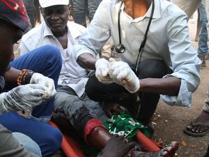 منظمة الصحة العالمية: العاملون في المجال الطبي مستهدفون فيما يبدو بسبب علاجهم للجرحى