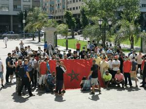 كورونا.. تظاهرة في طنجة احتجاجا على إغلاق المدينة