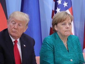 دونالد ترامب خلال لقاء سابق مع انغيلا ميركل