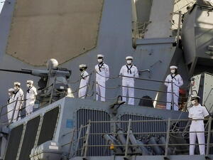 سفينة حربية أميركية ترسو في السودان لأول مرة منذ 30 عاما