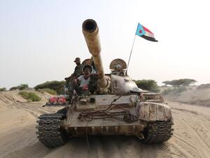 الانفصاليون يستعيدون السيطرة على عدن بعد اشتباكات عنيفة