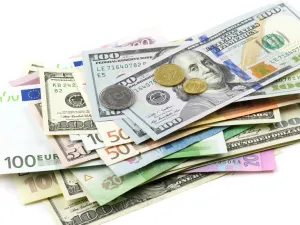 What Does a Dollar Peg Mean and How Does It Affect Countries’ Currencies?