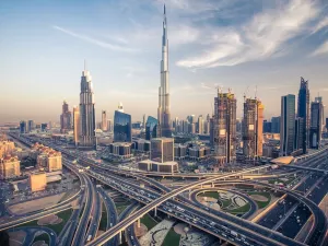 UAE Central Bank Tells Employees to Work Remotely Due to COVID-19