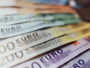 Europe: Tourism, Leisure Sectors’ Deal Activity Plummets 53 Percent in Q2