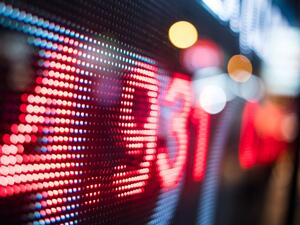 The figures rekindled fears for worldwide growth.