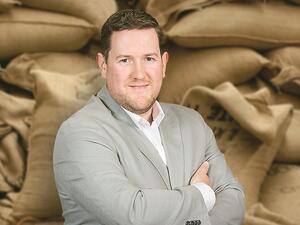 روبرت جونز، المدير الإداري لشركة كوفي بلانيت