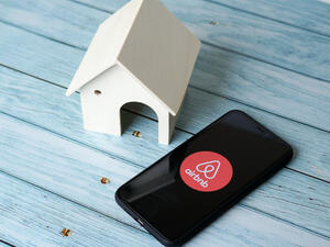 شركة Airbnb تتجه للاكتتاب العام الأولي