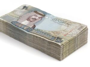 Bahrain expected the budget deficit to fall from 6.2 percent of GDP in 2018 to 3.4 percent in 2019 and then to 2.1 percent in 2020.