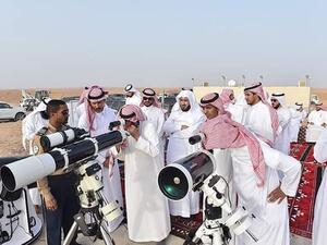 People to start Ramadan moon-sighting (Twitter)