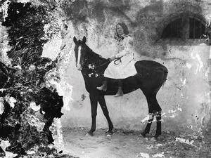 The Arab Image Foundation, Beiruit’s non-profit photography archive established  by Lebanese artist Akram Zaatari, has launched an online platform that makes 22,000 images from the collection available online  (Twitter)