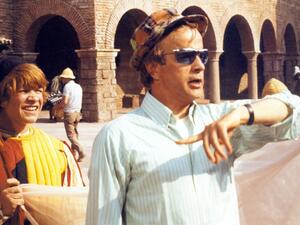 Franco Zeffirelli, Oscar-nominated director of 'Romeo and Juliet,' dies at 96 (Twitter)