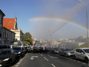 LGBT march in Lublin it produced this incredible image (Twitter)
