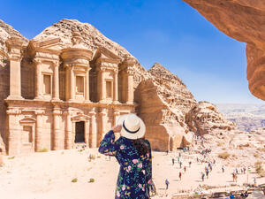 Petra (Shutterstock)	