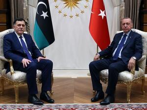 يشن "الجيش الوطني الليبي" بقيادة المشير خليفة حفتر، الرجل القوي في الشرق الليبي، هجوما للسيطرة على طرابلس 