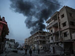 ونفذت هيئة تحرير الشام هجوما انتحاريا استهدف قوات النظام السوري 