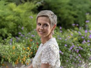 يختلف مراقبون سوريون حول أسباب اعتقال شخص مؤثر تابع لحاشية الأسد بحجم مخلوف