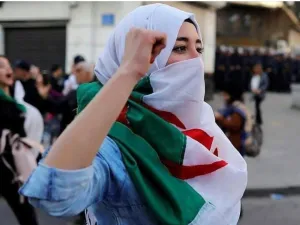 سجلت الجزائر، الأربعاء، 11 وفاة و585 إصابة جديدة بالفيروس