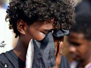 بدأت التظاهرات في بلدة عطبرة في 19 كانون الأول/ديسمبر ضد قرار الحكومة زيادة أسعار الخبز ثلاثة 