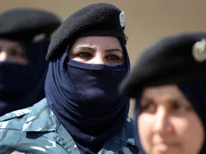 استثمر النظام الإيراني منذ وصوله إلى السلطة وحتى اليوم بشكل دائم في العراق 
