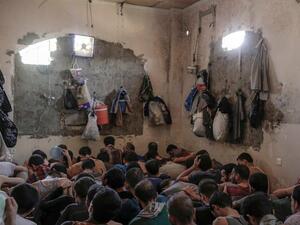  تشهد سجون العراق جرائم تعذيب مروعة بحق المعتقلين