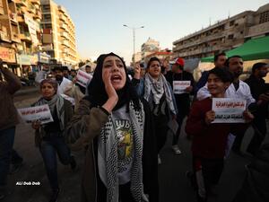 الكاظمي يبحث مع فريقه الامني التطورات والاحتجاجات