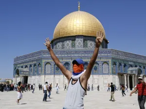 لم أكن مقتنعاً بجدّية الشباب المقدسيين في الموضوع النضالي