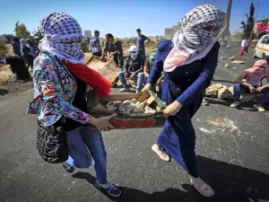 تداعيات ما تشهده القضية الفلسطينية من مستجدات وانتكاسات حتّمت على الفلسطيني أن يجود بالمزيد من الدماء